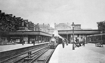 Canonbury Station, Islington, ca. 1905